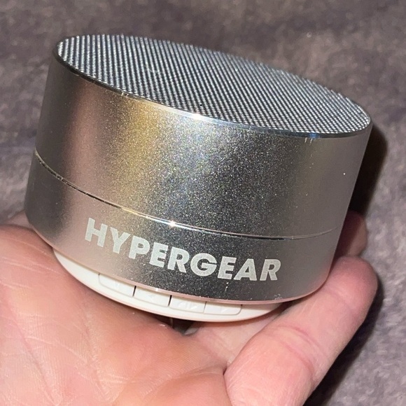 Hypergear portable Bluetooth speaker - Picture 1 of 7